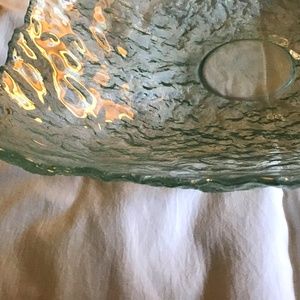 Vintage (Rare) Stunning Glass Bowl Serving Platter - Excellent condition